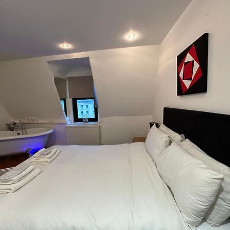 The Carlton'S Holiday Suites Бридлингтън Екстериор снимка