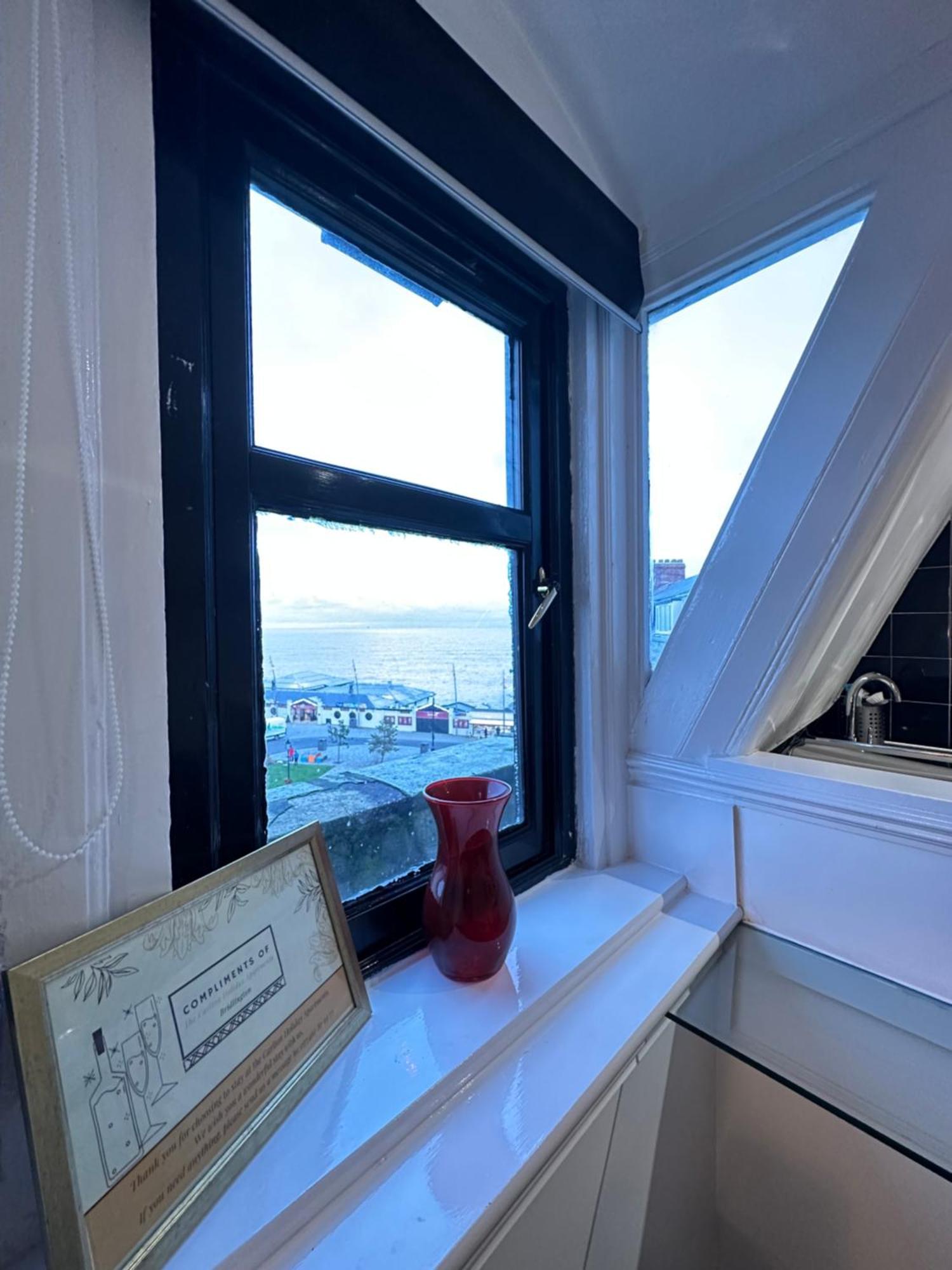 The Carlton'S Holiday Suites Бридлингтън Екстериор снимка