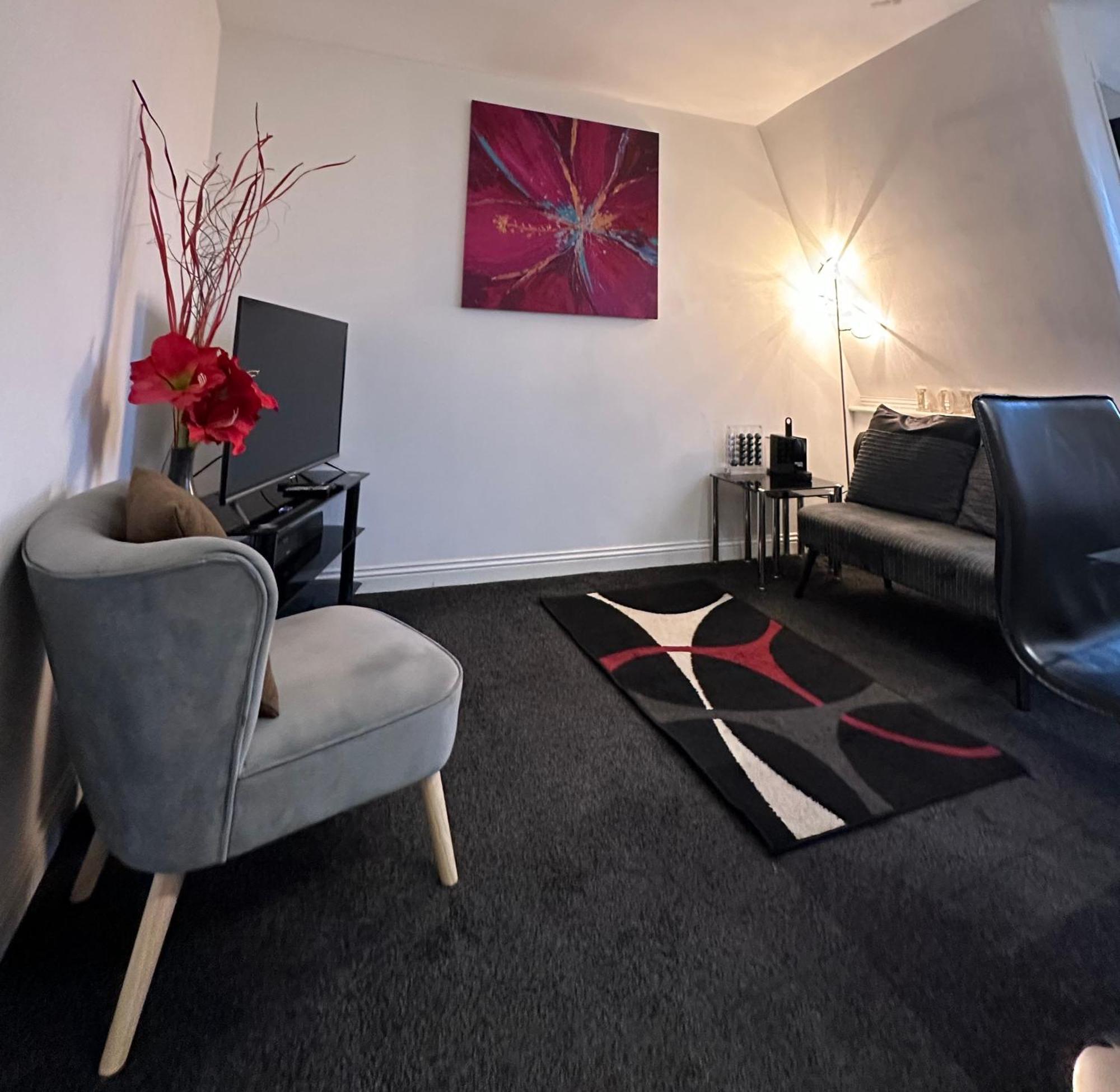 The Carlton'S Holiday Suites Бридлингтън Екстериор снимка