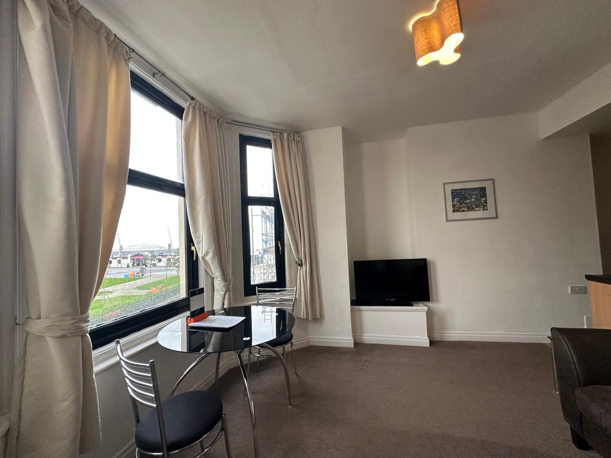The Carlton'S Holiday Suites Бридлингтън Екстериор снимка