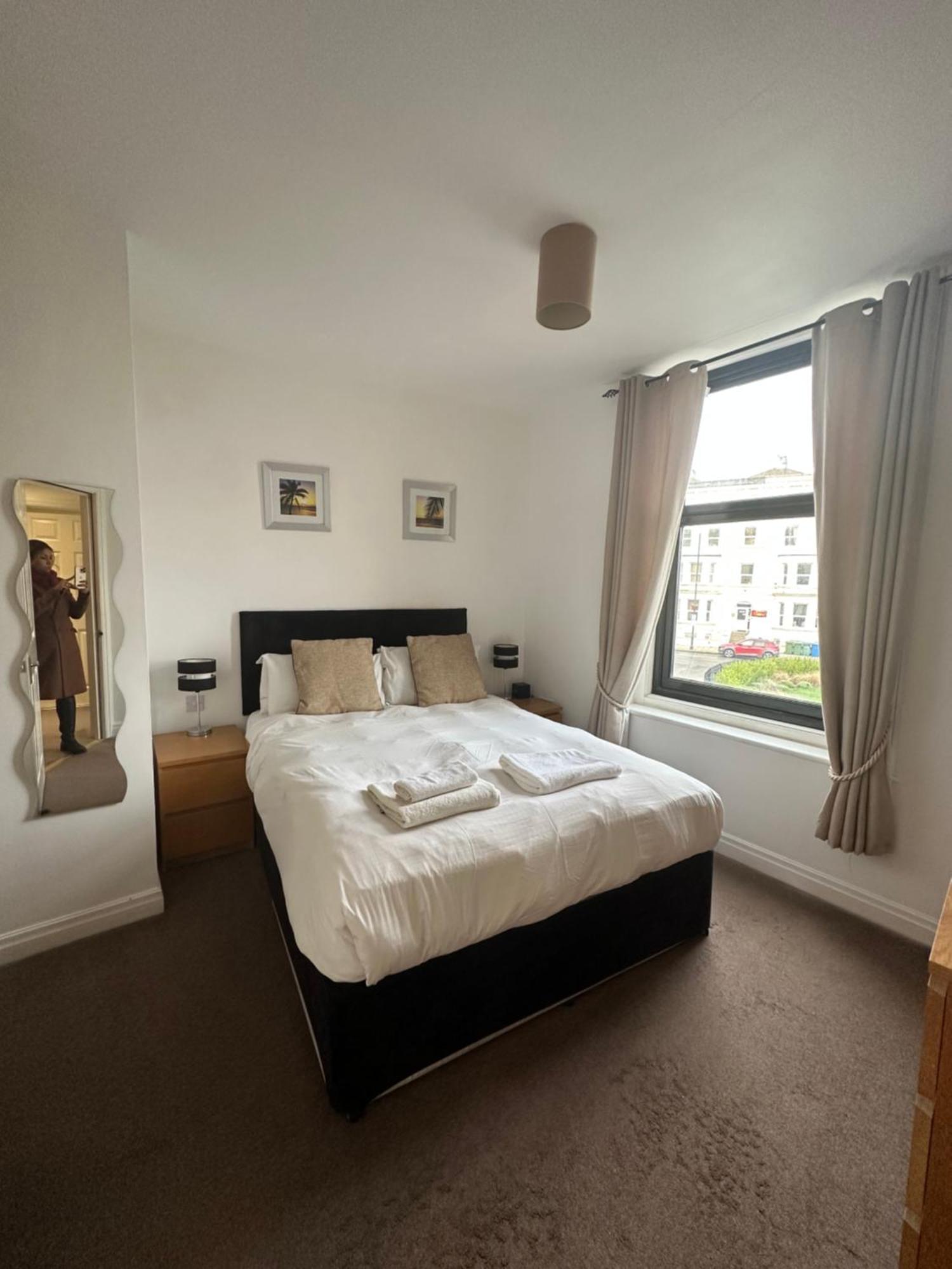 The Carlton'S Holiday Suites Бридлингтън Екстериор снимка