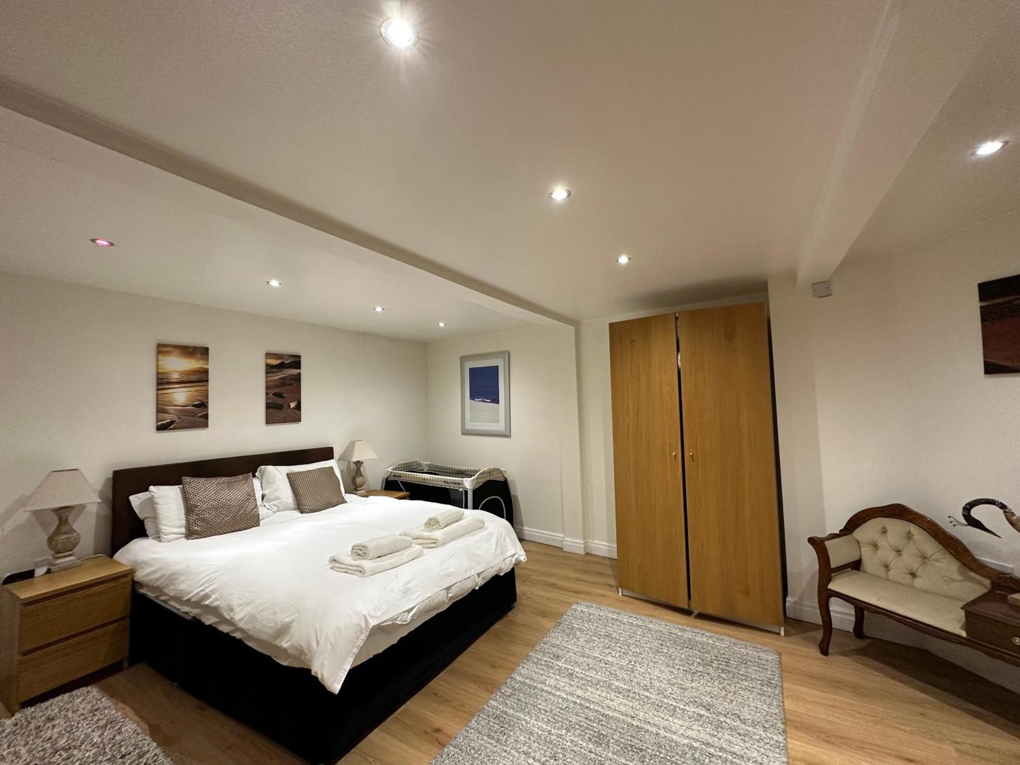 The Carlton'S Holiday Suites Бридлингтън Екстериор снимка