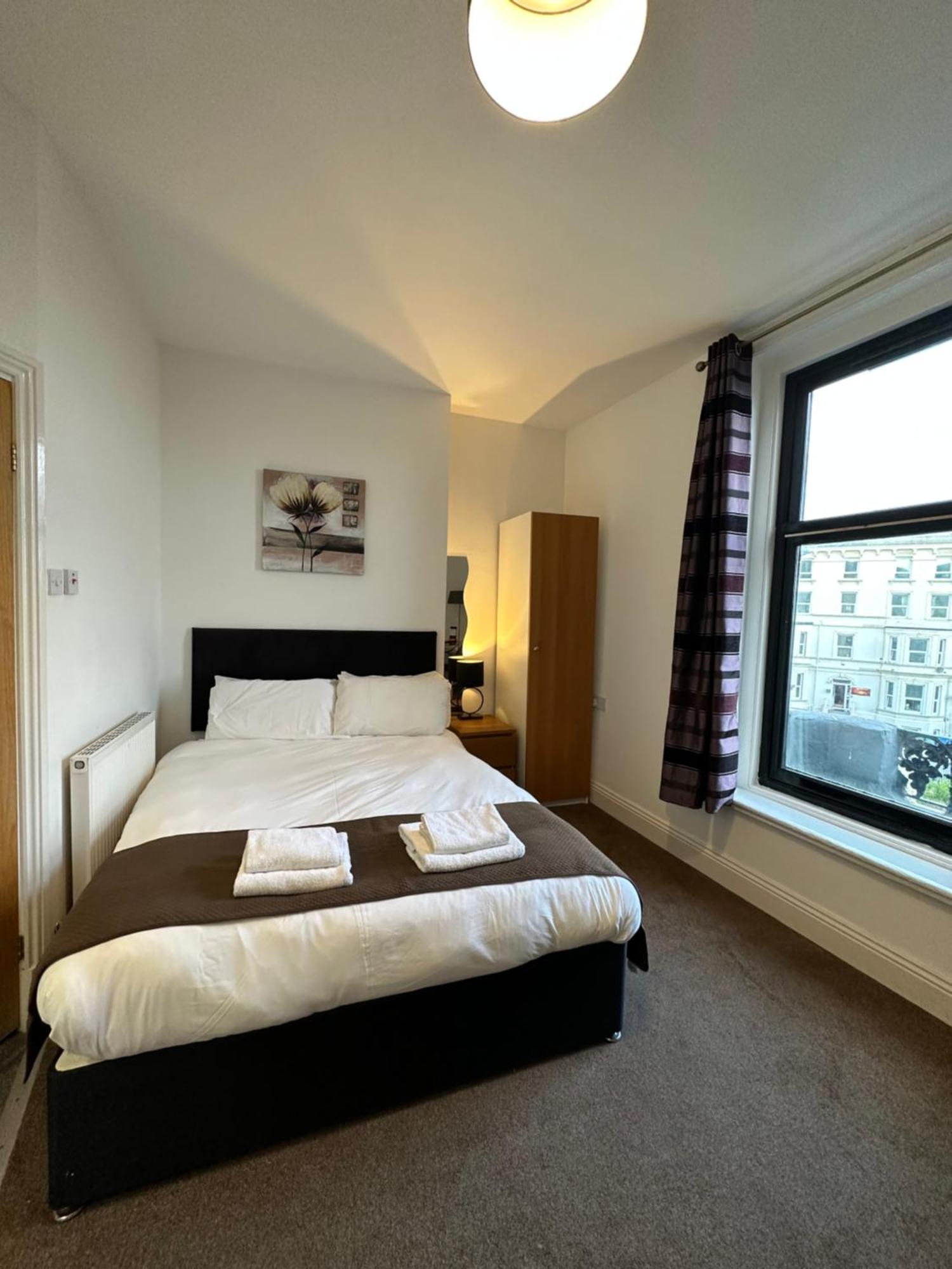 The Carlton'S Holiday Suites Бридлингтън Екстериор снимка